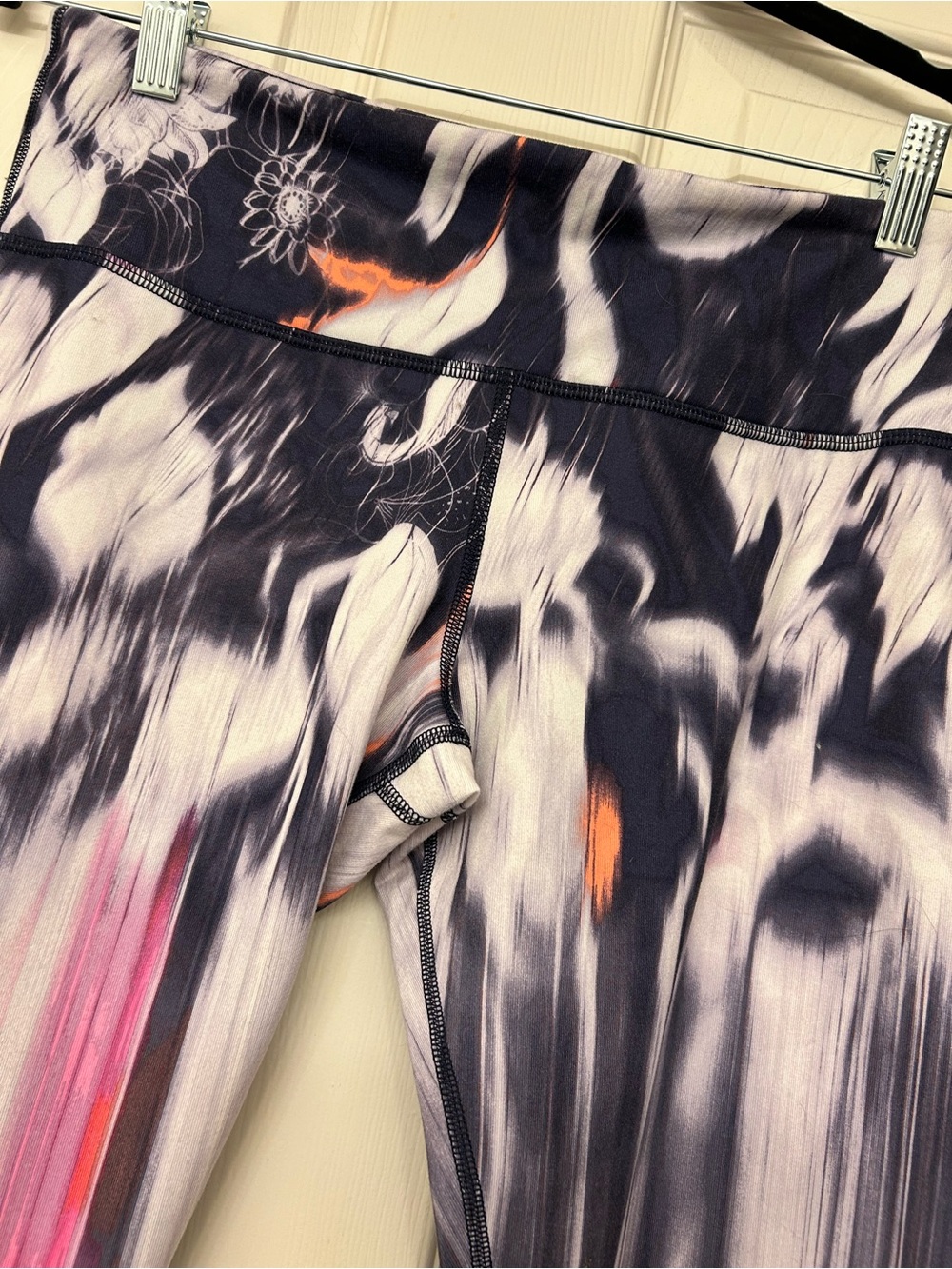 Lululemon Wunder Under Pant Leggings in indigo size 10 in great condition - Picture 8 of 13